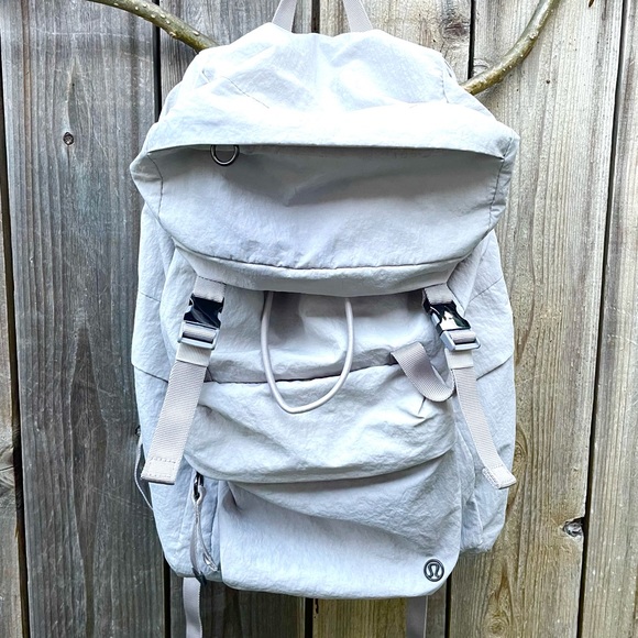 Lululemon On My Level Rucksack - Picture 3 of 11